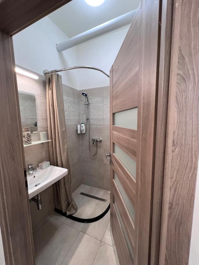 Cozy Market-Square Retreat Located In The Heart Of The 10Th District Wien Ngoại thất bức ảnh