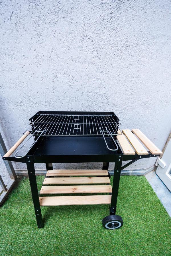Cozy Market-Square Retreat Located In The Heart Of The 10Th District Wien Ngoại thất bức ảnh
