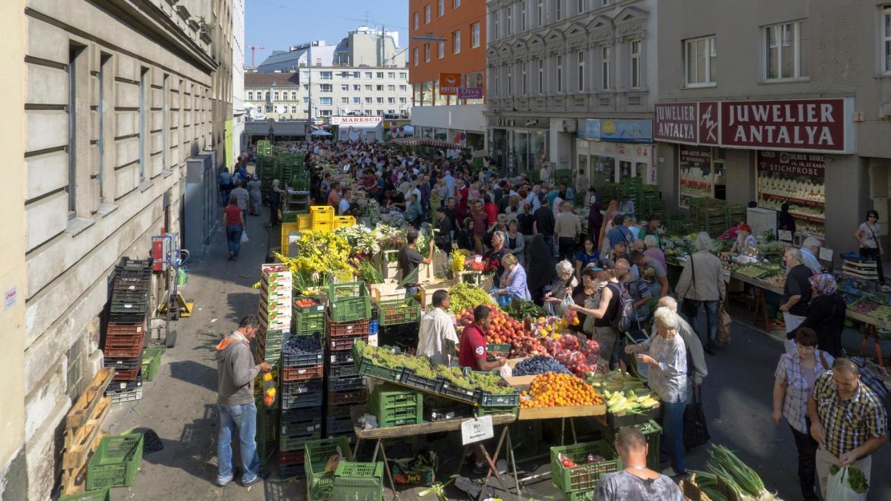 Cozy Market-Square Retreat Located In The Heart Of The 10Th District Wien Ngoại thất bức ảnh